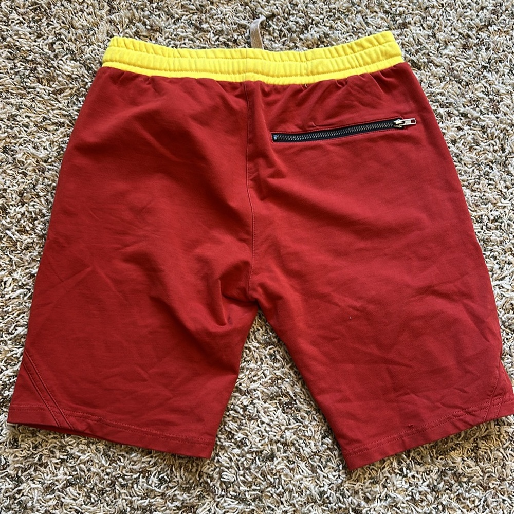 Vie + Riche Paris Shorts - Picture 5 of 6